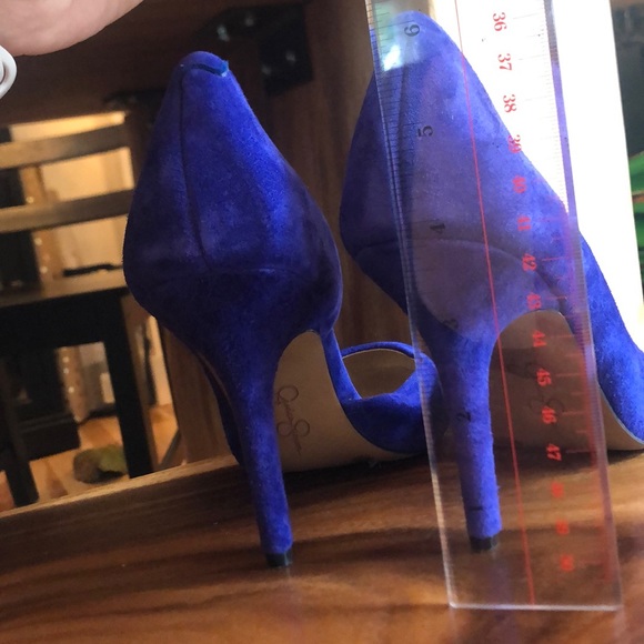 Colour of the year! 💙 Jessica Simpson Pumps! - Picture 4 of 4